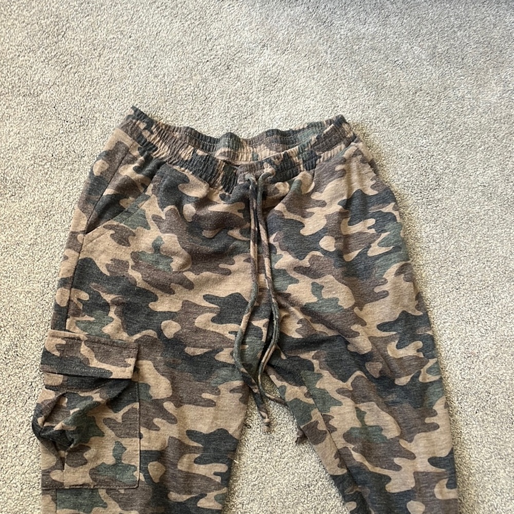 Camo sweatpants